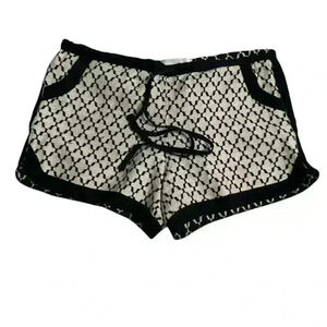 Piperlime Collection Shorts sz small